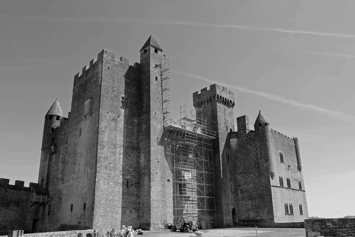 Castle Preservation 101: How to Report Damage or Neglect at a Heritage Site